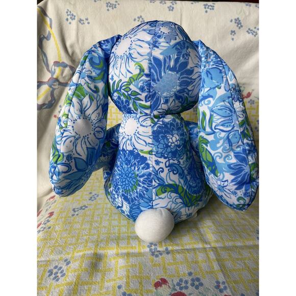 SHIPS IN 24 HRS LILLY PULITZER Plush Bunny FRENCHIE BLUE Rabbit Toy SUNS OUT New - Picture 4 of 4